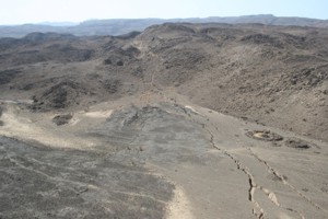 Central sectoin of 60km long rift zone S of Dabbahu volcano